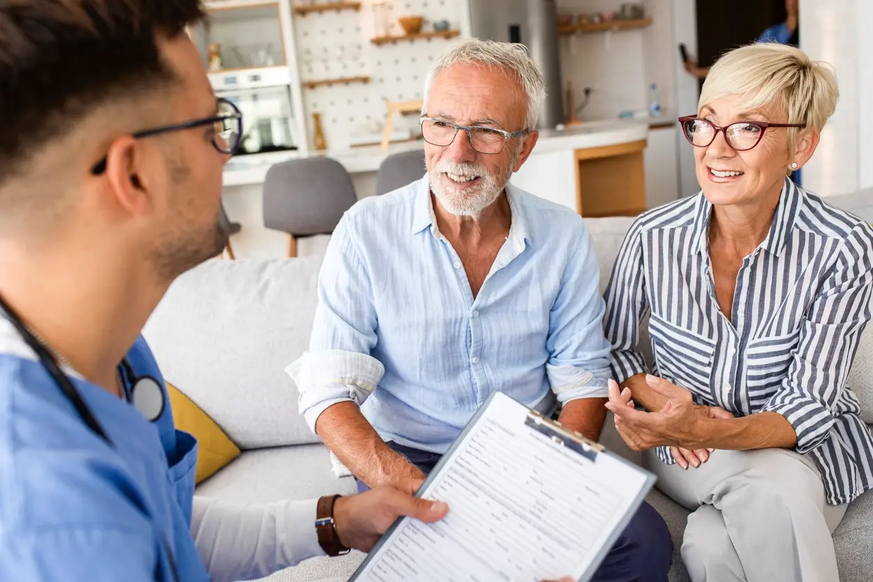 Live in Caregiver Why Personalized Care Plans Matter
